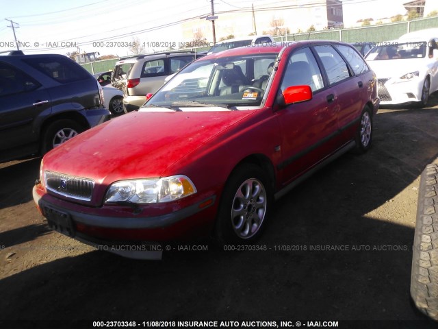 YV1VW2553YF435229 - 2000 VOLVO V40 RED photo 2