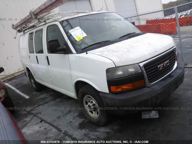 1GTGG25C481160123 - 2008 GMC SAVANA G2500 WHITE photo 1