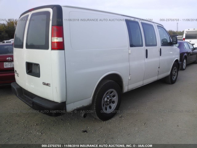 1GTS7AFX5E1150413 - 2014 GMC SAVANA G1500 WHITE photo 4