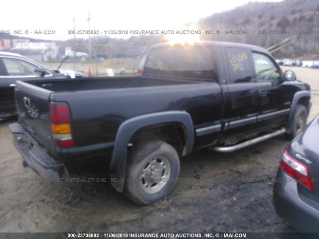 1GCGK29U0YE332464 - 2000 CHEVROLET SILVERADO K2500 BLACK photo 4