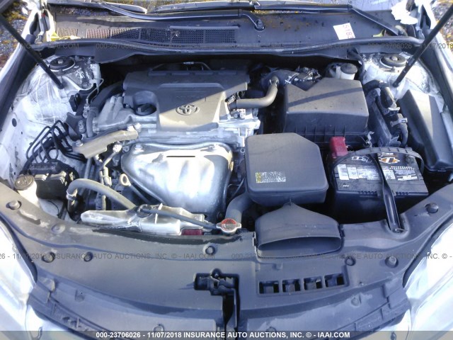 4T1BF1FK0GU138559 - 2016 TOYOTA CAMRY LE/XLE/SE/XSE 白色 照片 10