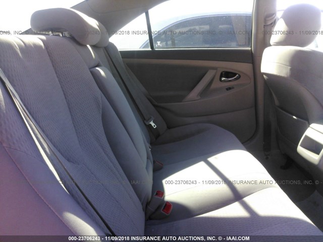 4T1BF3EK4BU126890 - 2011 TOYOTA CAMRY SE/LE/XLE SILVER photo 8