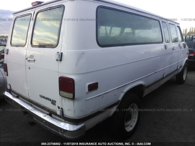 1GAHG39K8SF224646 - 1995 CHEVROLET G30 G30 WHITE photo 4