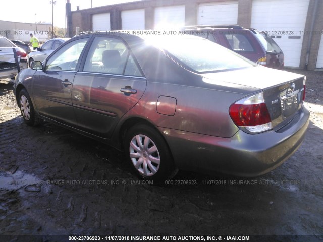 4T1BE32K16U736131 - 2006 TOYOTA CAMRY LE/XLE/SE GRAY photo 3