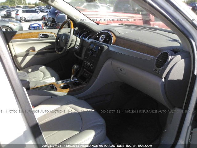 5GALRBED2AJ110202 - 2010 BUICK ENCLAVE CXL 白色 照片 5