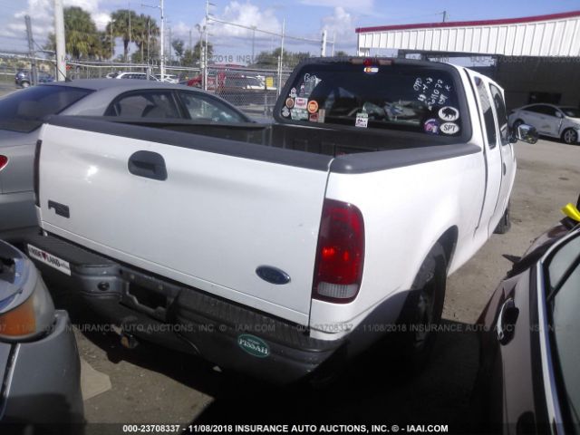 2FTRX17234CA43584 - 2004 FORD F-150 HERITAGE CLASSIC WHITE photo 4