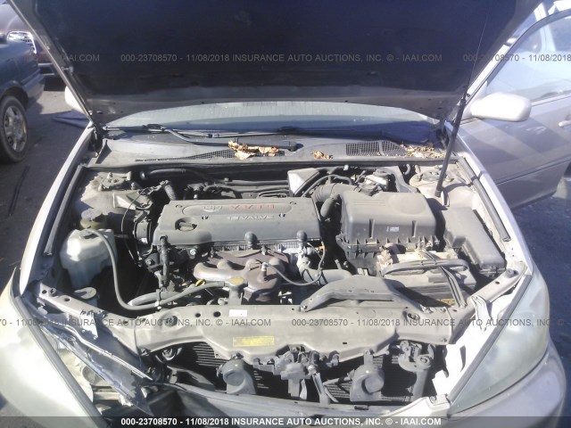 4T1BE32K04U296531 - 2004 TOYOTA CAMRY LE/XLE/SE GOLD photo 10