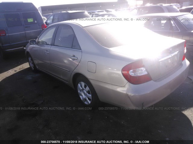 4T1BE32K04U296531 - 2004 TOYOTA CAMRY LE/XLE/SE GOLD photo 3