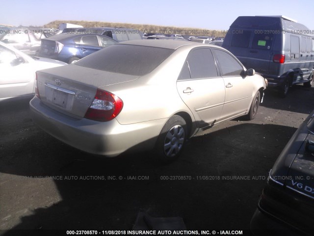 4T1BE32K04U296531 - 2004 TOYOTA CAMRY LE/XLE/SE GOLD photo 4