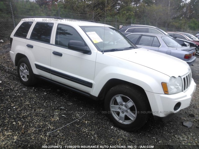 1J4GR48K15C693856 - 2005 JEEP GRAND CHEROKEE LAREDO/COLUMBIA/FREEDOM 白色 照片 1
