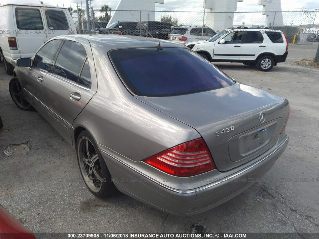 WDBNG70J53A383272 - 2003 MERCEDES-BENZ S 430 GRAY photo 3