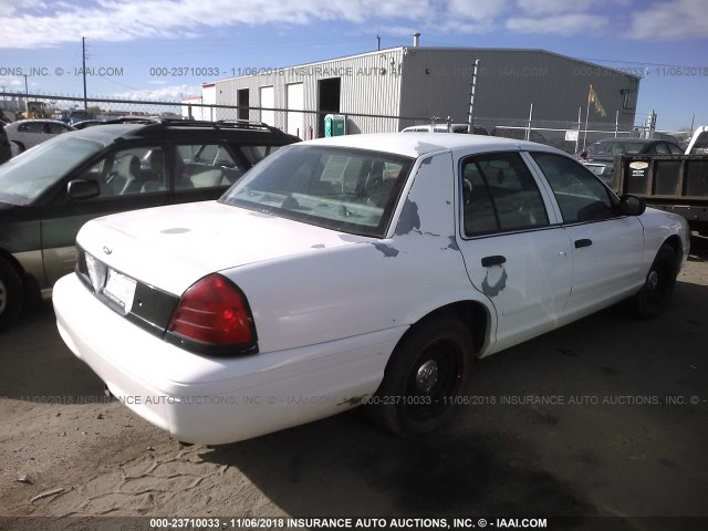 2FAFP71WX2X104779 - 2002 FORD CROWN VICTORIA POLICE INTERCEPTOR WHITE photo 4