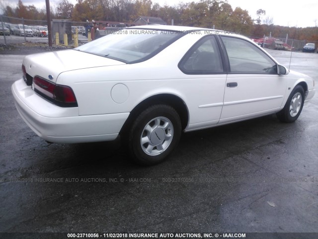 1FALP62W2SH110586 - 1995 FORD THUNDERBIRD LX WHITE photo 4