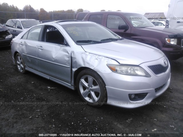 4T1BF3EK8AU022742 - 2010 TOYOTA CAMRY SE/LE/XLE SILVER photo 1