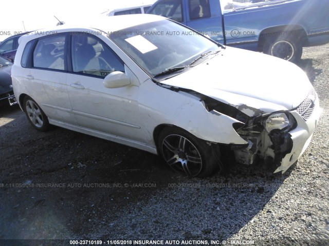 KNAFE161275003719 - 2007 KIA SPECTRA5 SX WHITE photo 1