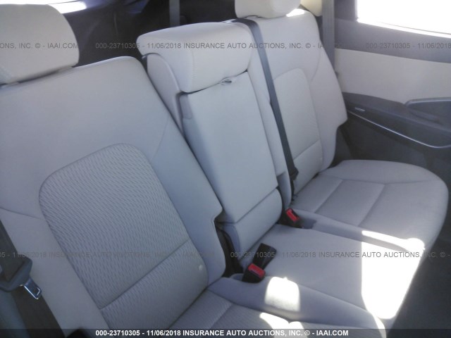 KM8SM4HFXJU275281 - 2018 HYUNDAI SANTA FE SE WHITE photo 8