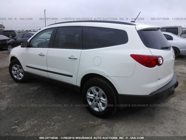 1GNKVFED1CJ229169 - 2012 CHEVROLET TRAVERSE LS WHITE photo 3