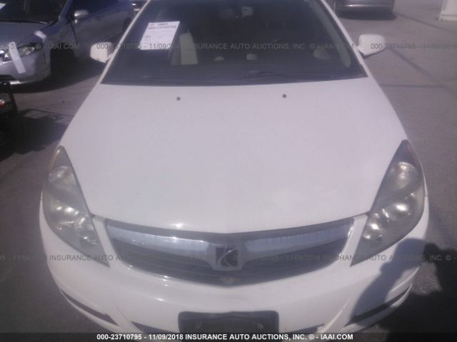 1G8ZS57N77F190204 - 2007 SATURN AURA XE WHITE photo 6