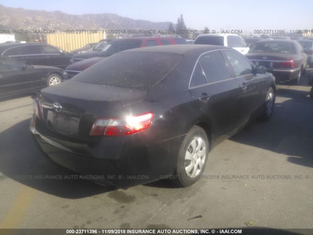 4T1BE46KX7U086524 - 2007 TOYOTA CAMRY NEW GENERAT CE/LE/XLE/SE BLACK photo 4