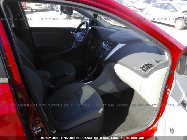 KMHCU4AE0DU350919 - 2013 HYUNDAI ACCENT GLS/SE RED photo 5