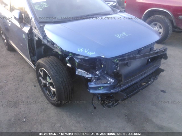 JF2GTADC5JH252153 - 2018 SUBARU CROSSTREK PREMIUM ლურჯი ფოტო 6