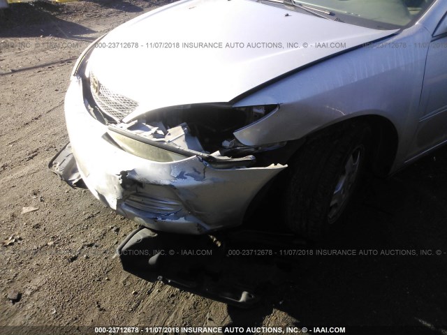 4T1BF32K73U547279 - 2003 TOYOTA CAMRY LE/XLE/SE SILVER photo 6