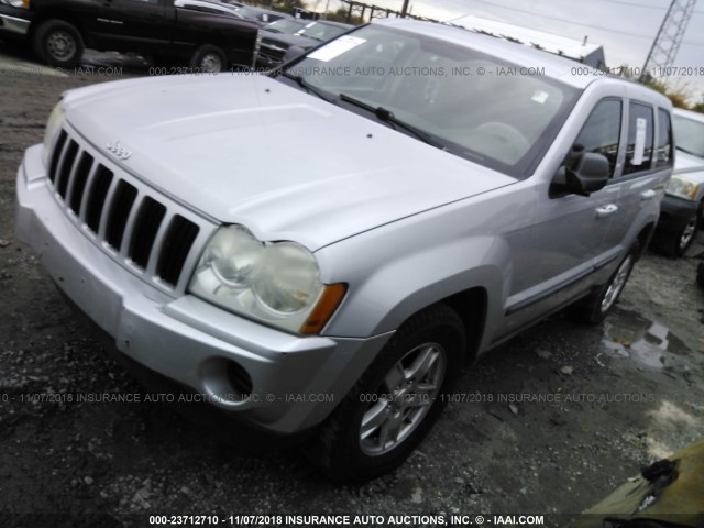 1J8GR48K77C614319 - 2007 JEEP GRAND CHEROKEE LAREDO/COLUMBIA/FREEDOM 银色 照片 2