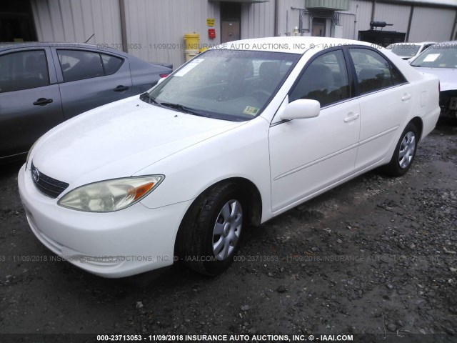 4T1BE32K04U269653 - 2004 TOYOTA CAMRY LE/XLE/SE WHITE photo 2