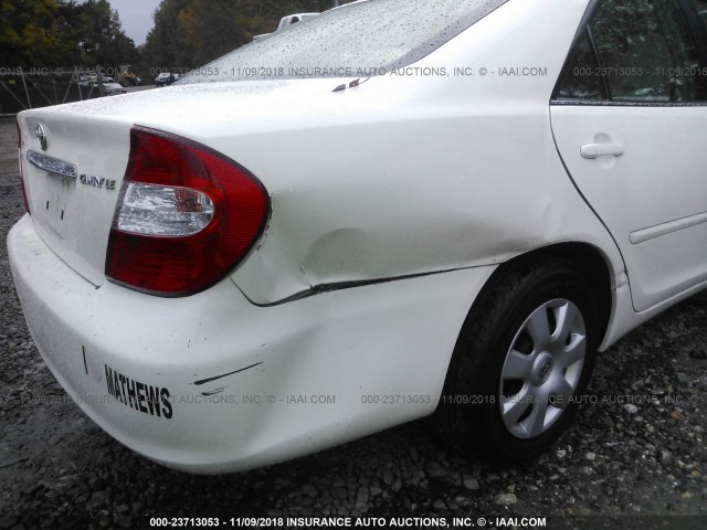 4T1BE32K04U269653 - 2004 TOYOTA CAMRY LE/XLE/SE WHITE photo 6
