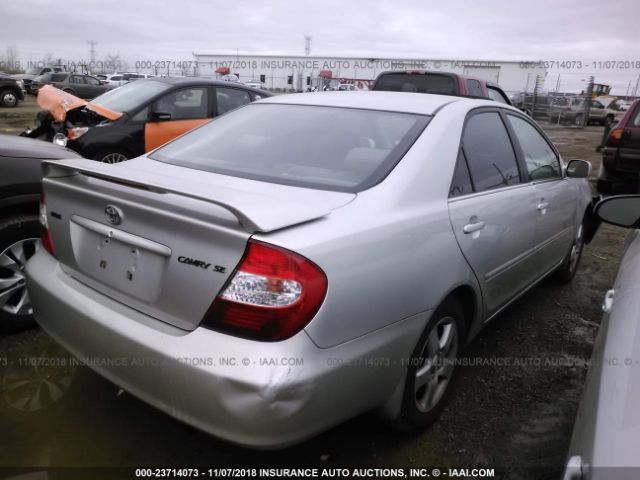 4T1BE32K43U641574 - 2003 TOYOTA CAMRY LE/XLE/SE SILVER photo 4