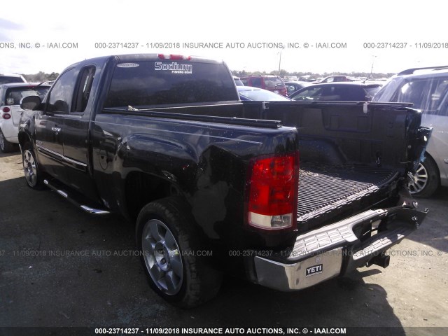 1GTR1VE03BZ191812 - 2011 GMC SIERRA C1500 SLE BLACK photo 3