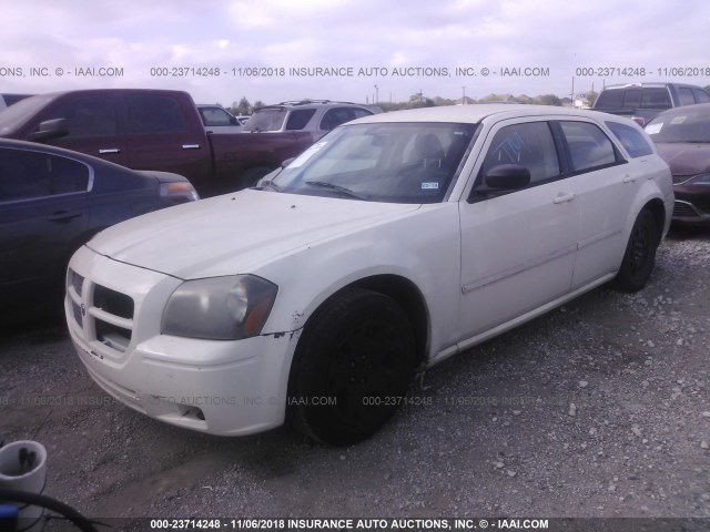 2D4FV48T55H598948 - 2005 DODGE MAGNUM SE WHITE photo 2