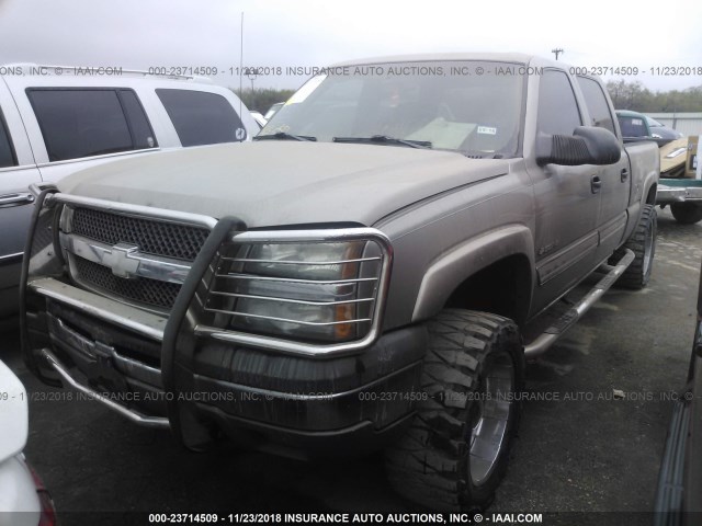 1GCGC13U83F133908 - 2003 CHEVROLET SILVERADO C1500 HEAVY DUTY Pewter photo 2