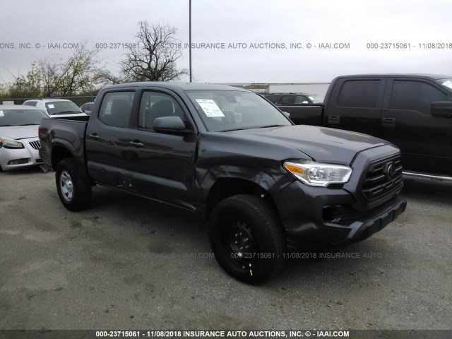 5TFAX5GN5JX112798 - 2018 TOYOTA Tacoma DOUBLE CAB/SR/SR5 GRAY photo 1