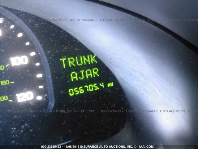 1LNHM97V41Y730201 - 2001 LINCOLN CONTINENTAL  Қоңыр фото 7