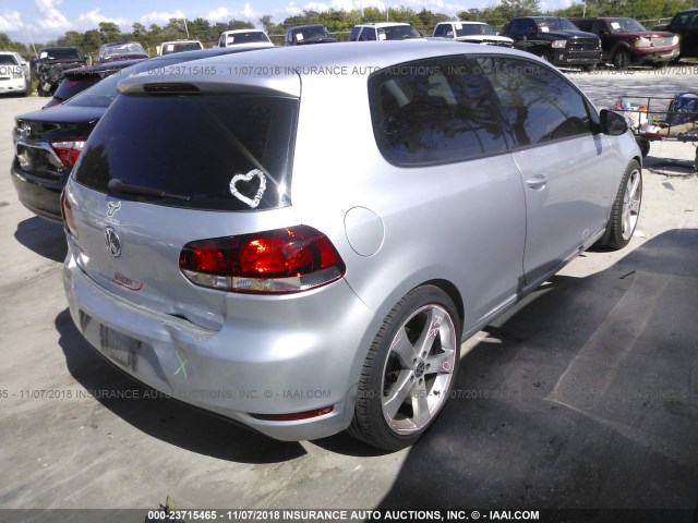 WVWAA7AJ7BW042327 - 2011 VOLKSWAGEN GOLF SILVER photo 4