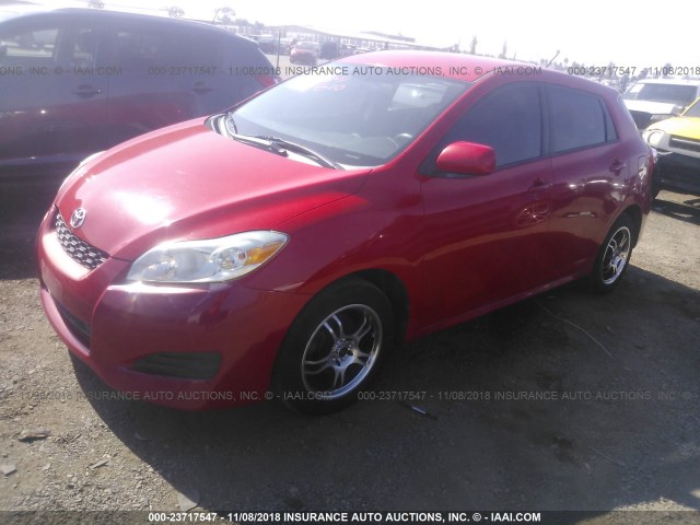 2T1KU40E89C111866 - 2009 TOYOTA COROLLA MATRIX  RED photo 2