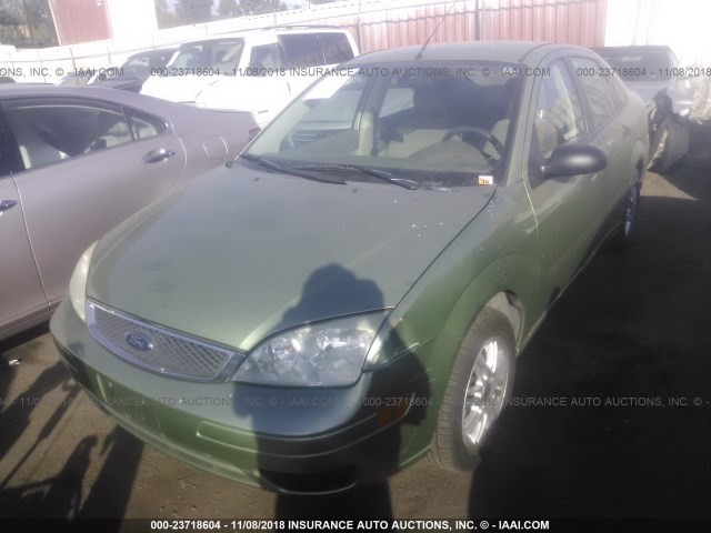 1FAFP34N07W195799 - 2007 FORD FOCUS ZX4/S/SE/SES 绿色 照片 2