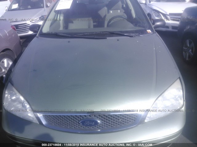1FAFP34N07W195799 - 2007 FORD FOCUS ZX4/S/SE/SES 绿色 照片 6