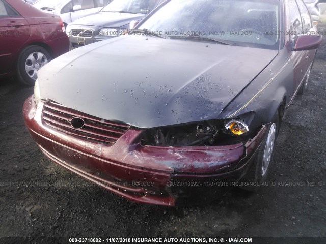 4T1BG22K0XU463320 - 1999 TOYOTA CAMRY CE/LE/XLE 栗色 照片 6
