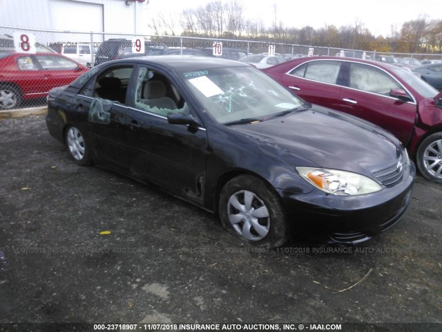 JTDBE32K520088444 - 2002 TOYOTA CAMRY LE/XLE/SE BLACK photo 1