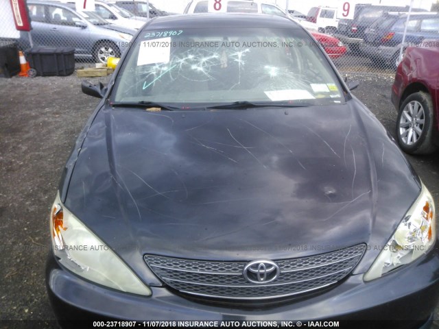 JTDBE32K520088444 - 2002 TOYOTA CAMRY LE/XLE/SE BLACK photo 6