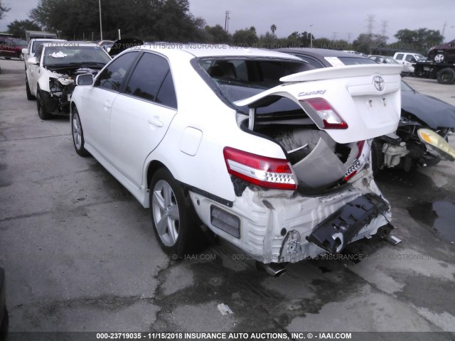 4T1BF3EK9AU549432 - 2010 TOYOTA CAMRY SE/LE/XLE თეთრი ფოტო 3