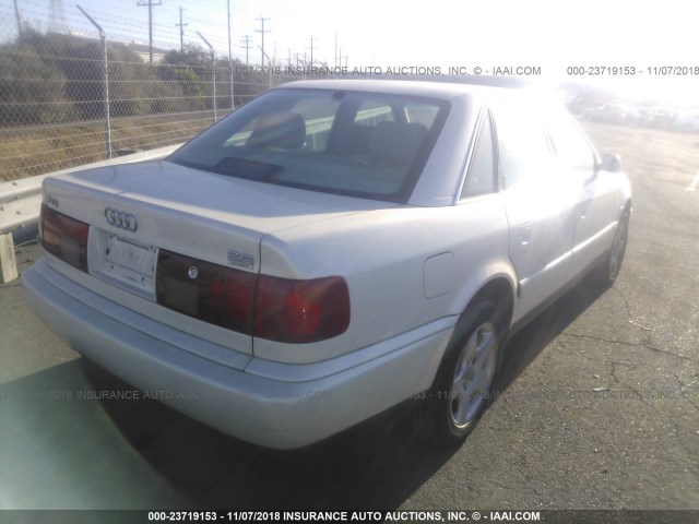 WAUGC84A8VN016333 - 1997 AUDI A6 2.8 QUATTRO CREAM photo 4