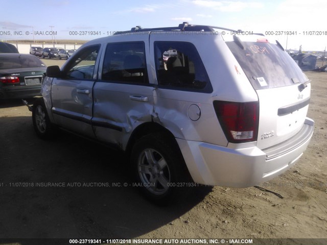 1J8GR48K97C676899 - 2007 JEEP GRAND CHEROKEE LAREDO/COLUMBIA/FREEDOM 银色 照片 3