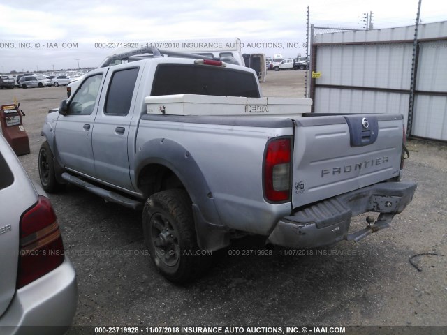 1N6ED27T02C389226 - 2002 NISSAN FRONTIER CREW CAB XE/CREW CAB SE SILVER photo 3