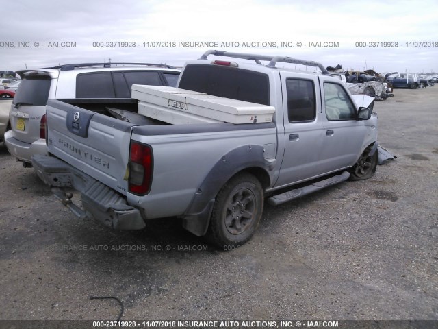 1N6ED27T02C389226 - 2002 NISSAN FRONTIER CREW CAB XE/CREW CAB SE SILVER photo 4