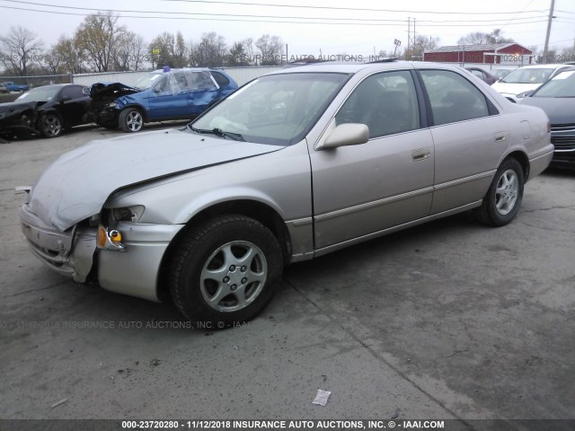 4T1BG22K1VU155067 - 1997 TOYOTA CAMRY CE/LE/XLE 金色 照片 2