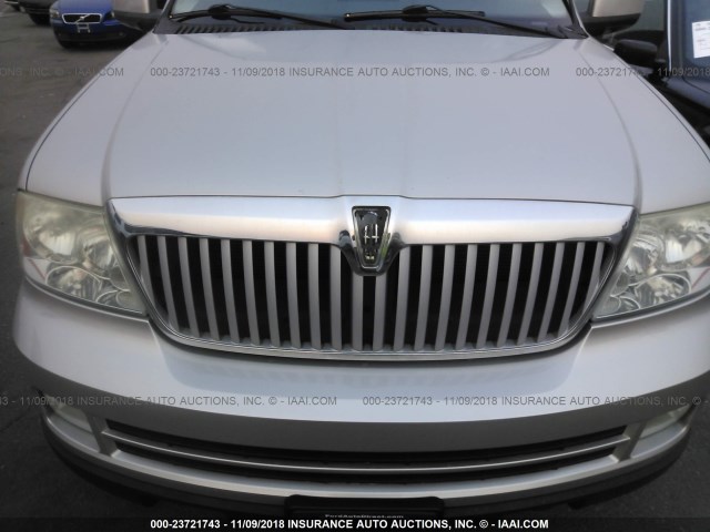 5LMFU28505LJ22303 - 2005 LINCOLN NAVIGATOR Күміс фото 6