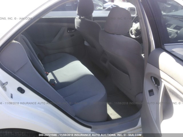 4T1BE46K49U812137 - 2009 TOYOTA CAMRY SE/LE/XLE WHITE photo 8